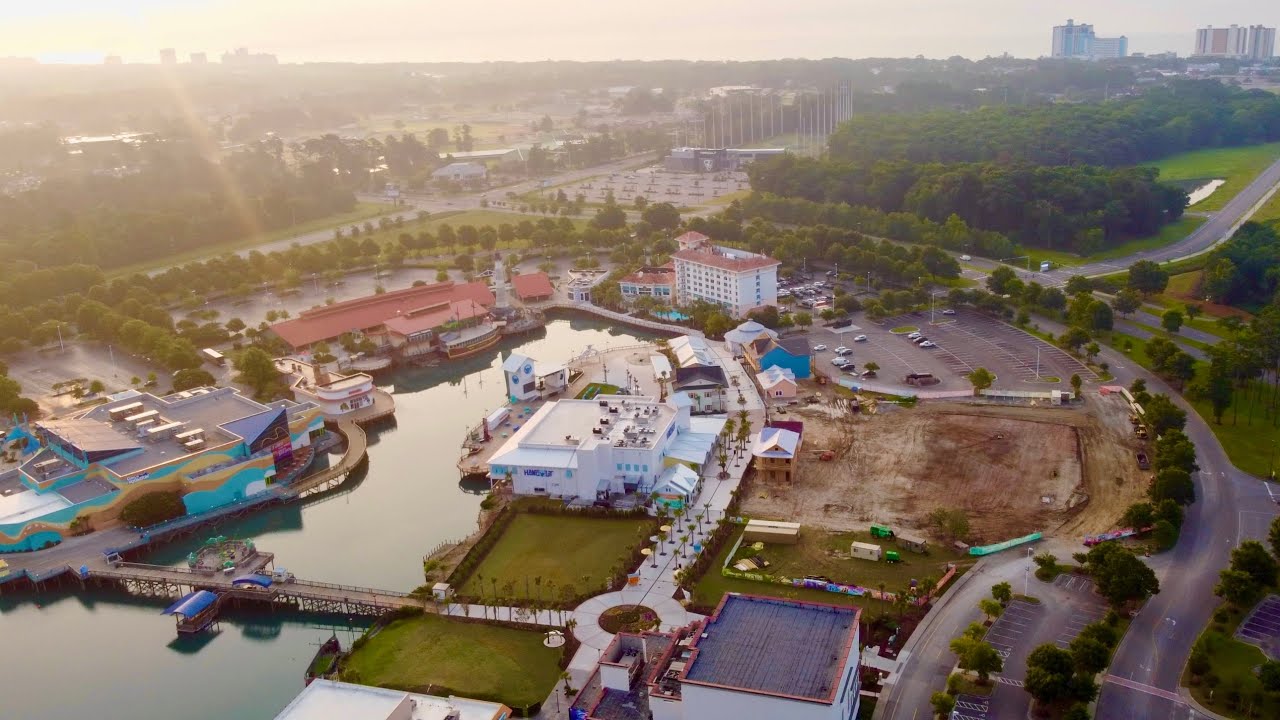 Popstroke Minigolf ⛳️ Construction | Broadway at the Beach | Myrtle Beach