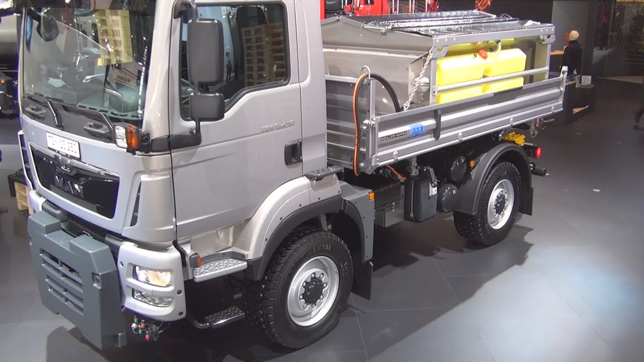 MAN TGM 13.250 4x4 BL (2014) Exterior and Interior in 3D 4K UHD