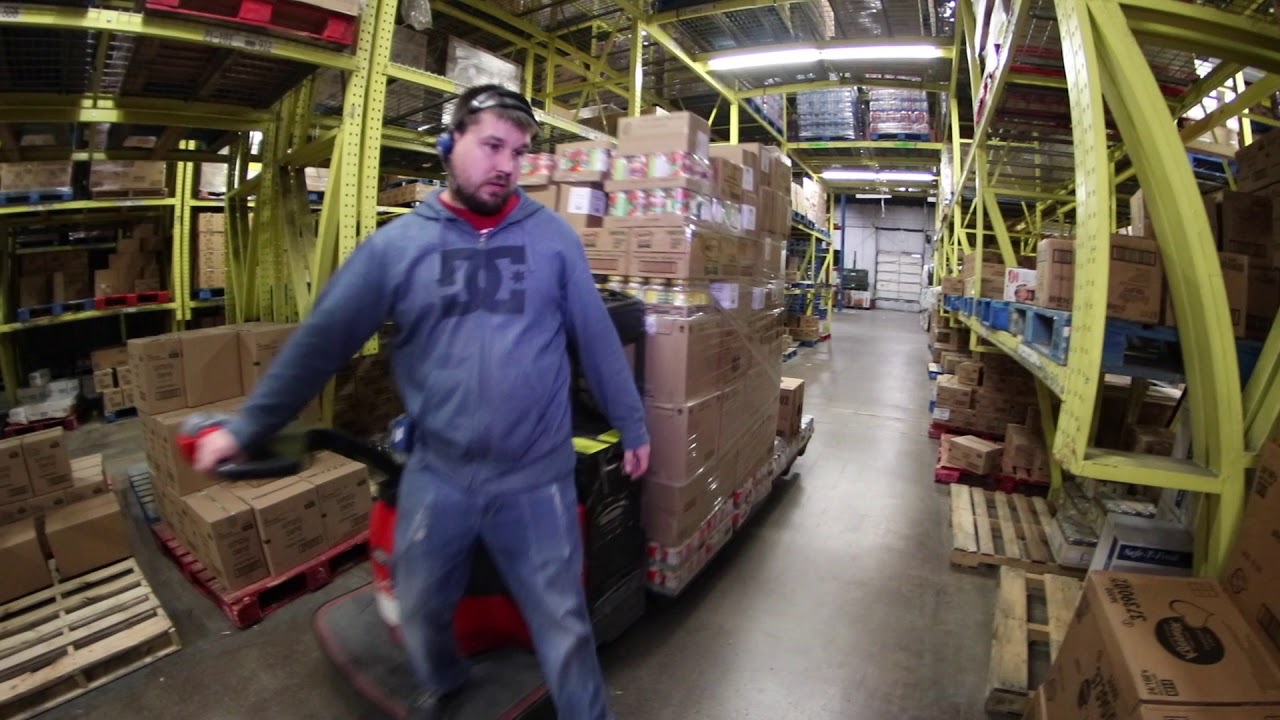 Piggly Wiggly Midwest Order Selector Job Overview