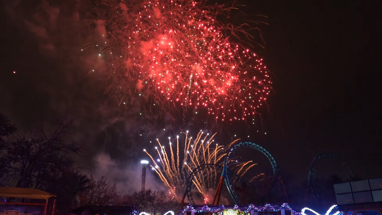New Year Eve 2021 at Six Flags Fiesta Texas Firework Show/Finale