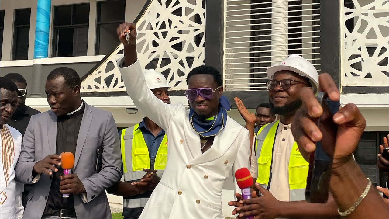 Michael Blackson : Watch this powerful speech on why he built a school for his hometown in Ghana
