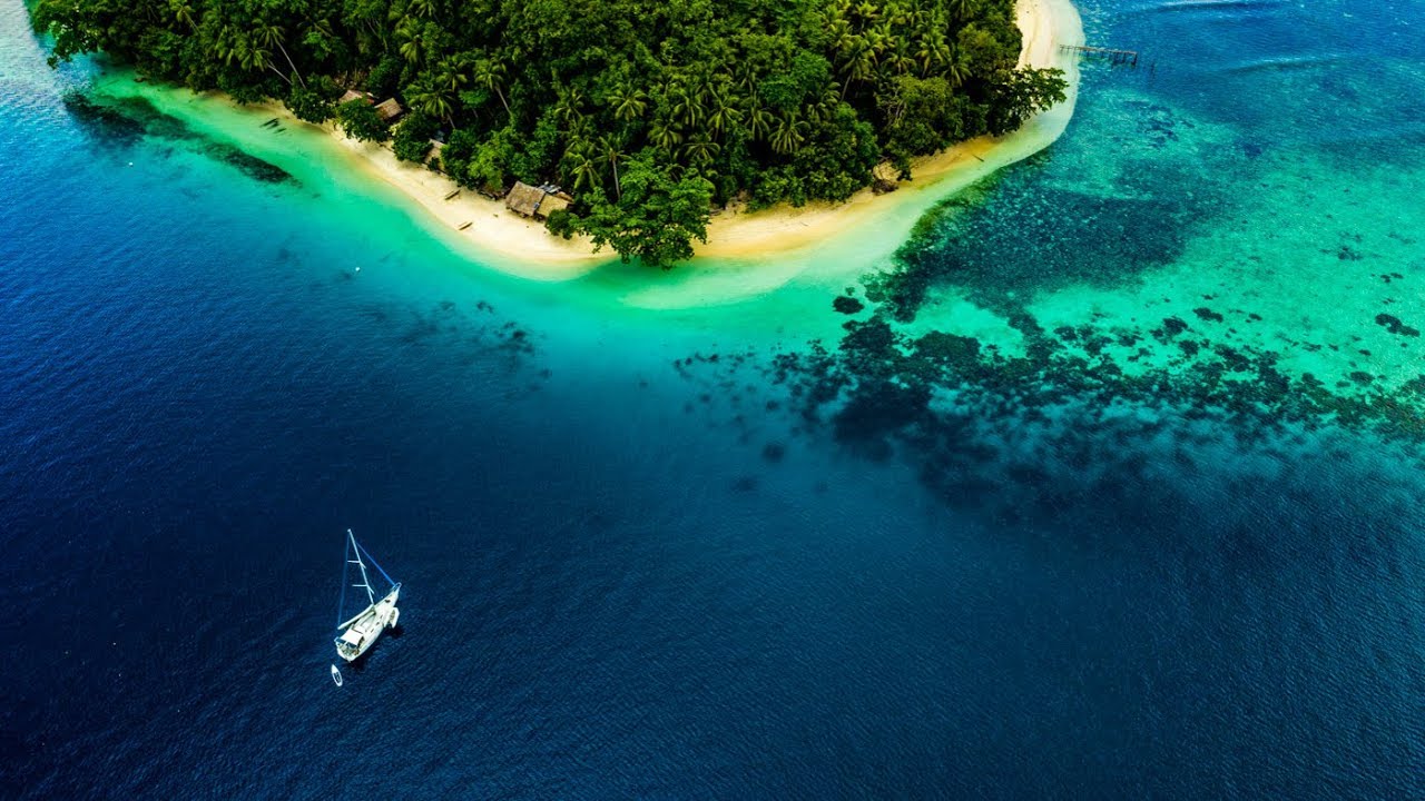 Sailing to amazing Frewin Island - Sailing Indonesia - Learning By Doing Ep 79