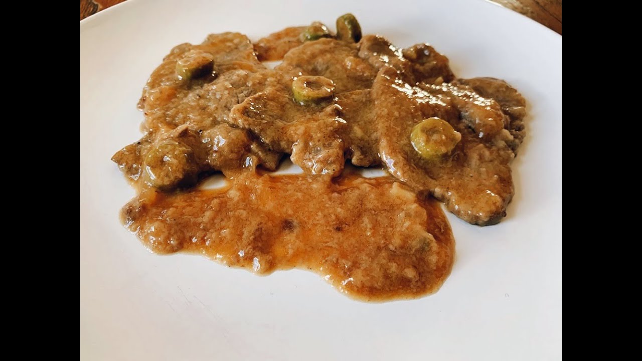 Filetes de ternera en salsa con aceitunas | ¡A mojar pan!