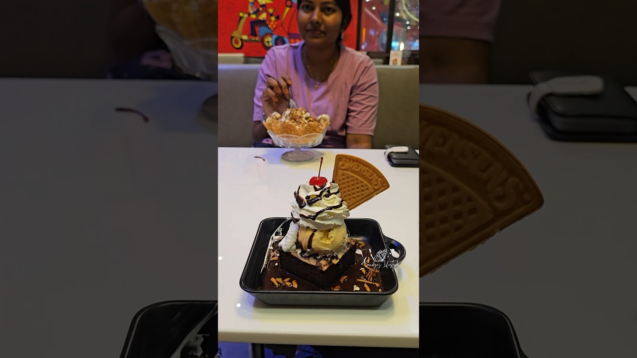 My favorite ice cream shop|| swensens 