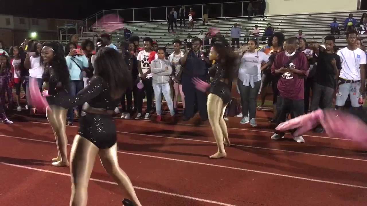 White Castle Boomin System VS. East Iberville Tiger