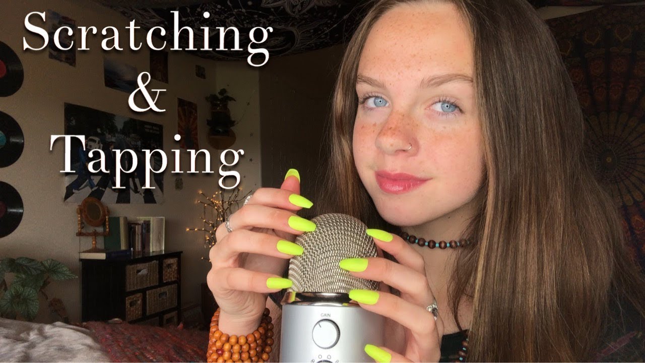 ASMR Scratching the Mic *LONG NAILS