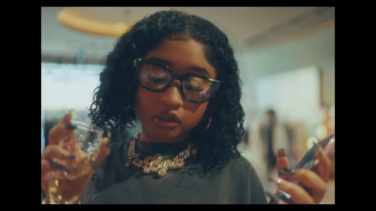 Young Lyric - HER ALL ALONG (Gunna Him All Along remix)