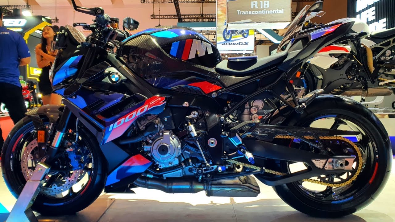 New 2025 BMW M 1000 R - The ULTIMATE Naked Bike!