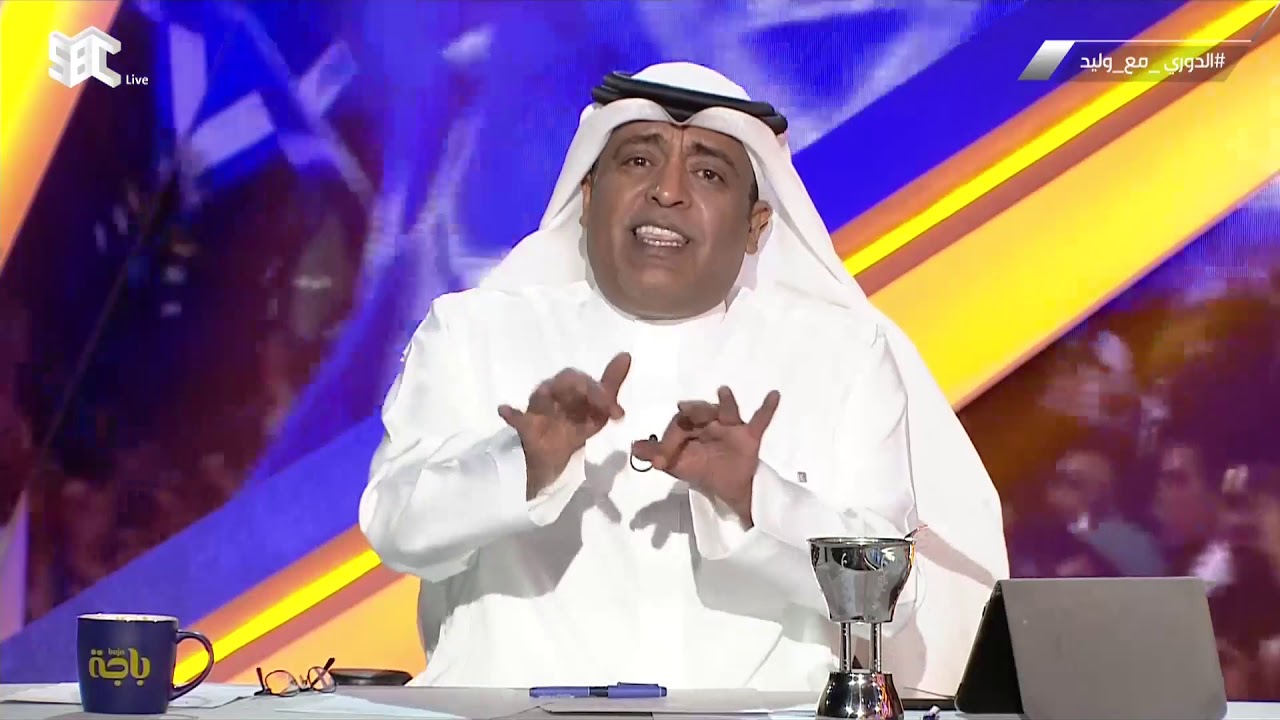 #وليد_الفراج بمكبر الصوت يصحي النائمين ويعلن #الهلال بطلا لدوري أبطال آسيا والآسيوية صعبة قوية