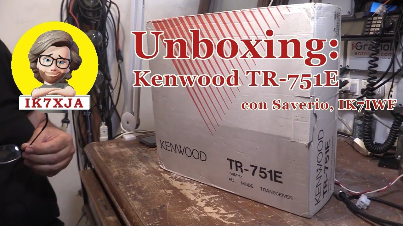Radio Kenwood TR-751E: unboxing di un esemplare del 1993 #kenwood #tr-751e #hamradio