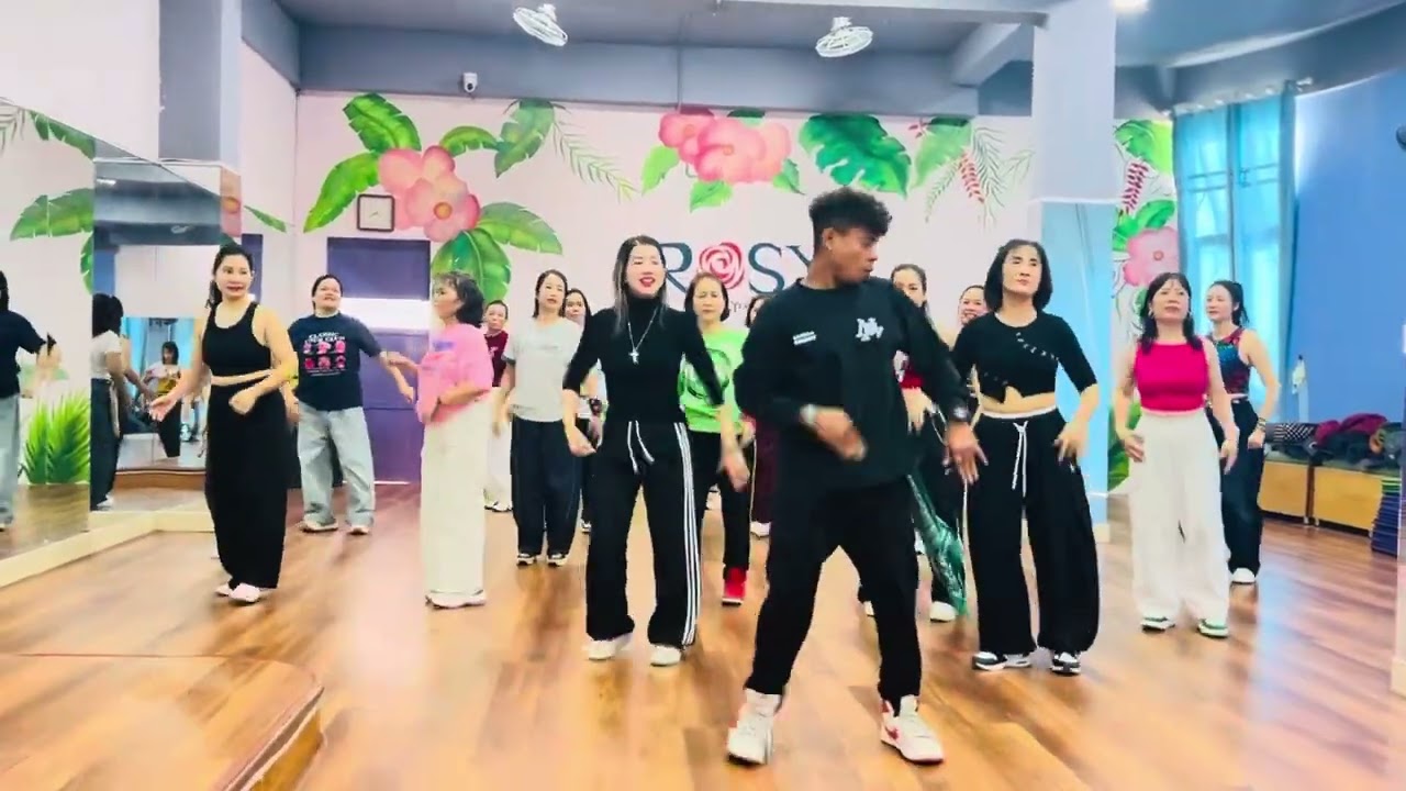 ngày 27 tháng 11, 2025