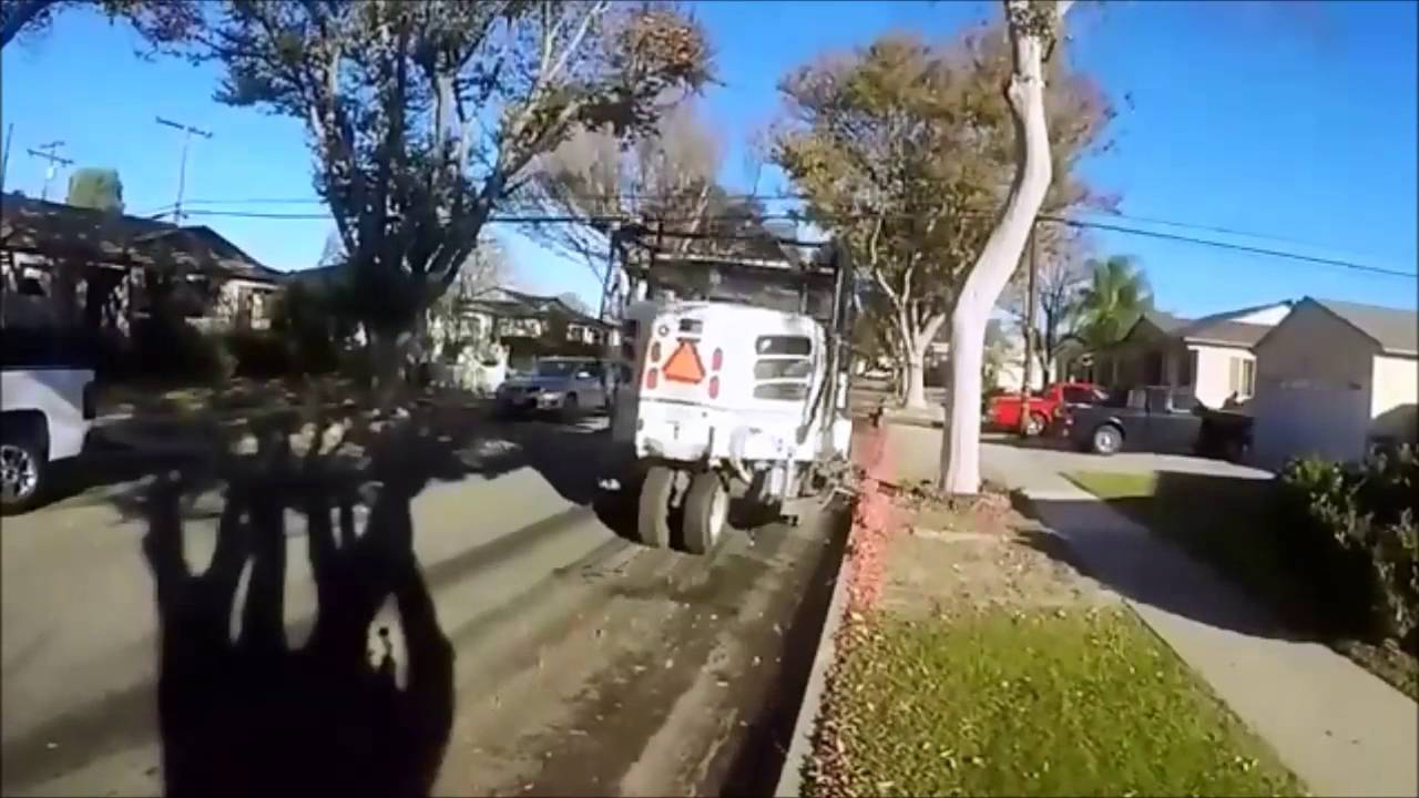 LB Street Sweeping: Clean Streets & Clean Beaches