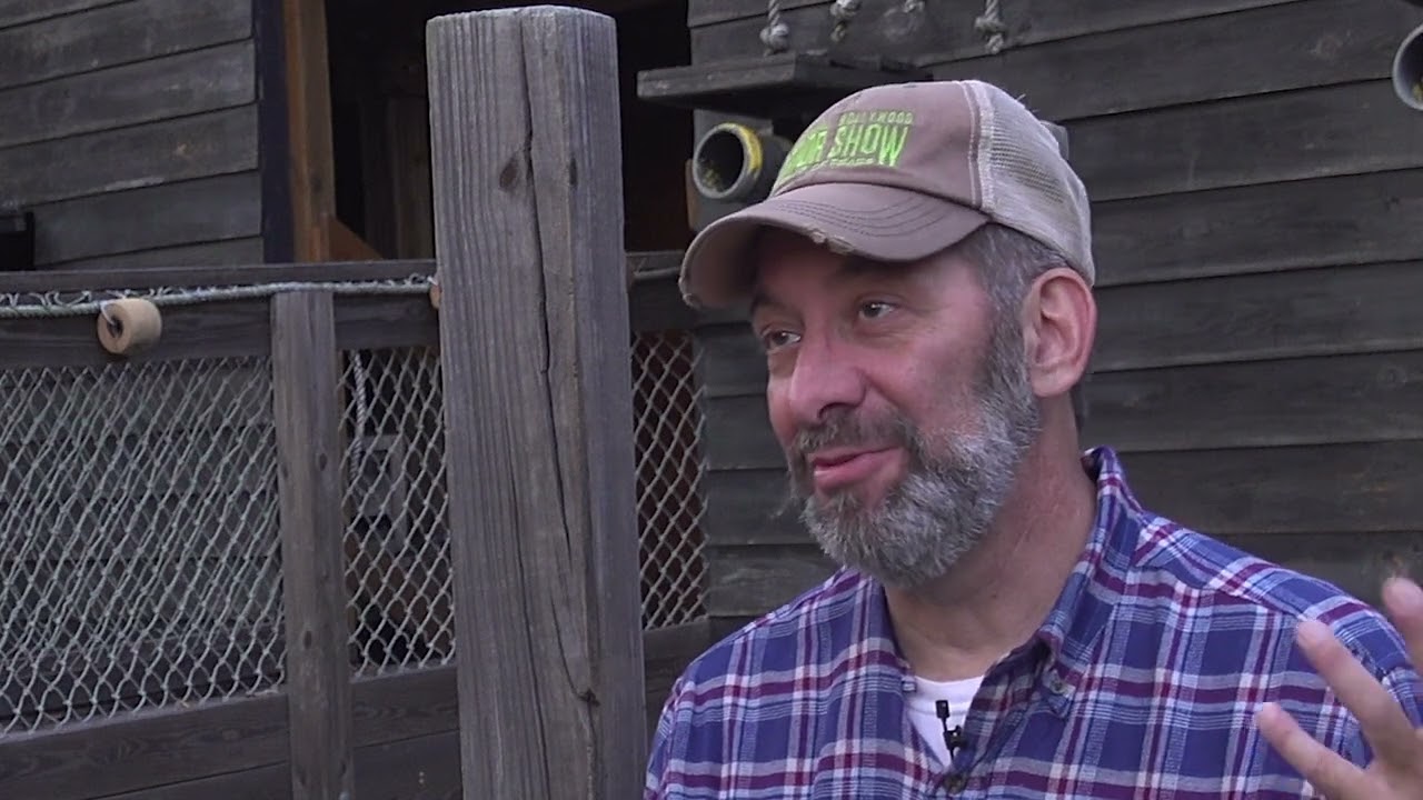 Original Hollywood Horror Show puts on film-quality sets