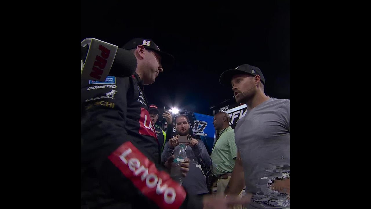 Ricky Stenhouse Vs. Kyle Busch #nascar