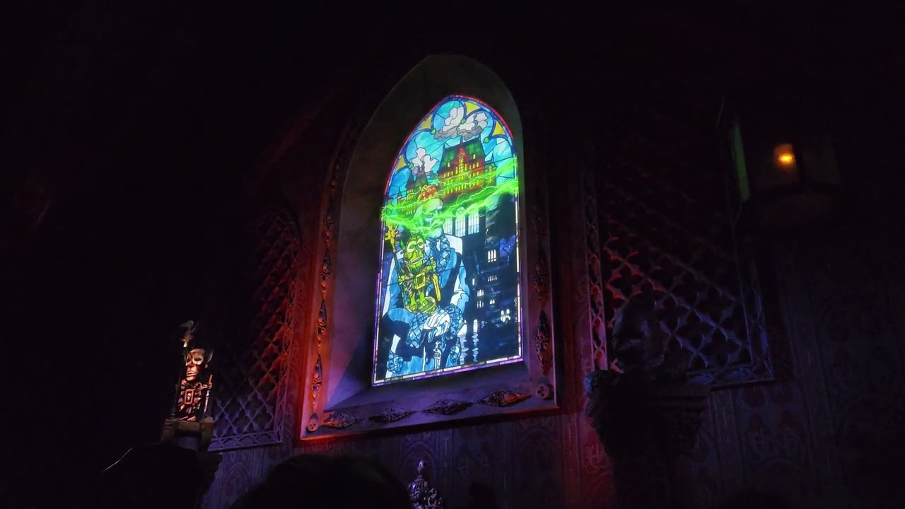 Tokyo Disney Sea Hightower Hotel (Tower of Terror) pre-show