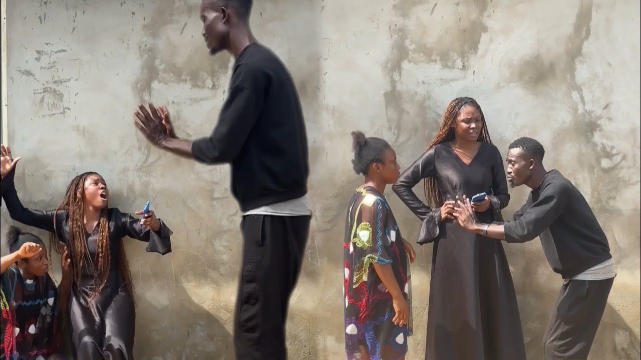 Her boyfriend turn€d into a giant on camera.. the full story is amazing