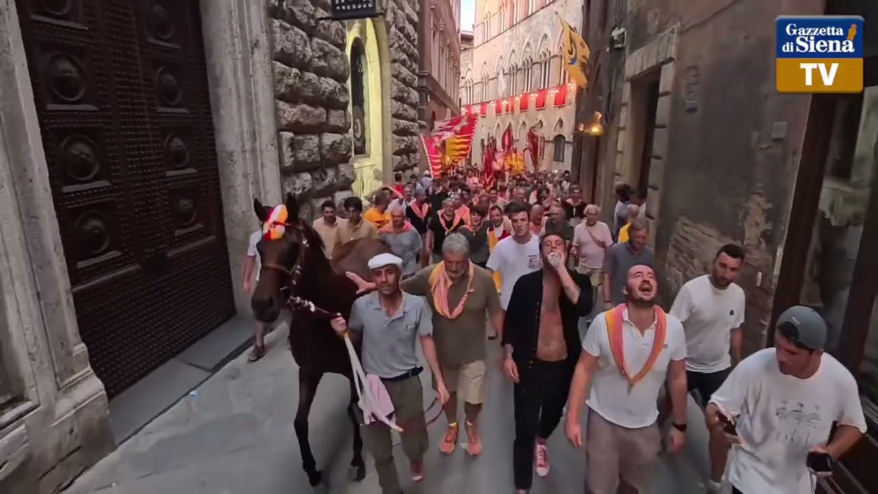Il giubilo del Valdimontone per il Palio del 16 agosto 2025