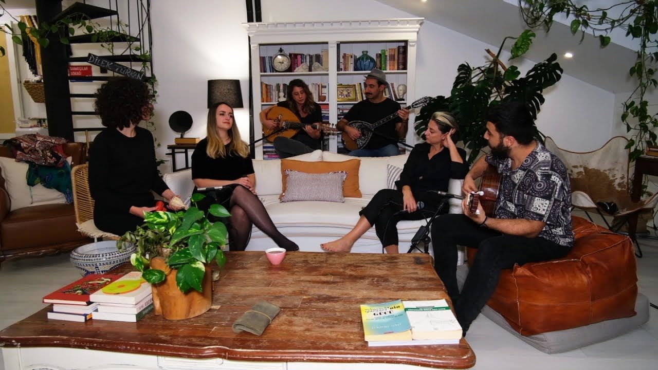 Dilek Türkan Ft. Komşiler Band - Drama Köprüsü