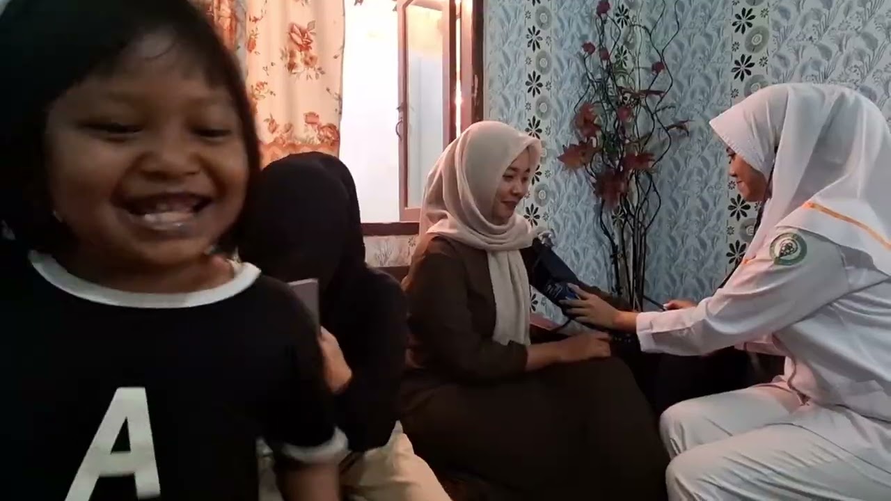 TUGAS 2 KELOMPOK 9 KOMUNIKASI ANAK 