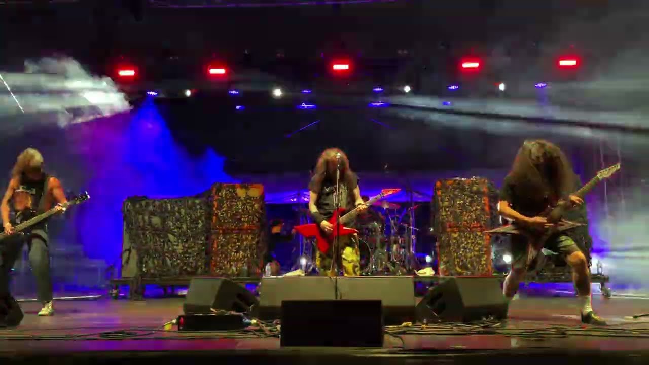 SOULFLY live STORM THE GATES