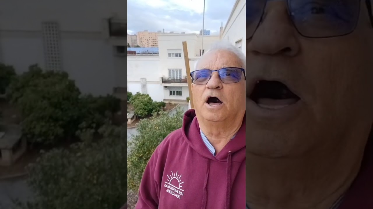 Buenos días PJlcmf.  “Sacad enseguida la mejor túnica y vestídsela.