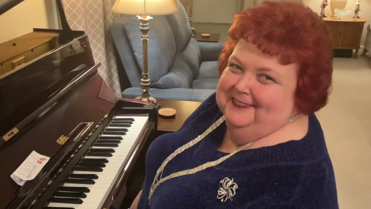 Fly Me to the Moon played on piano by Patsy Heath