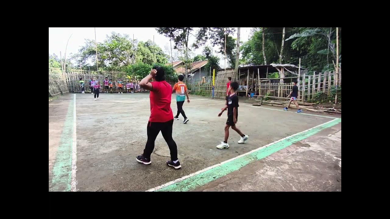 Latihan Bola Voli IVO Amco18 Usia SD-SMP
