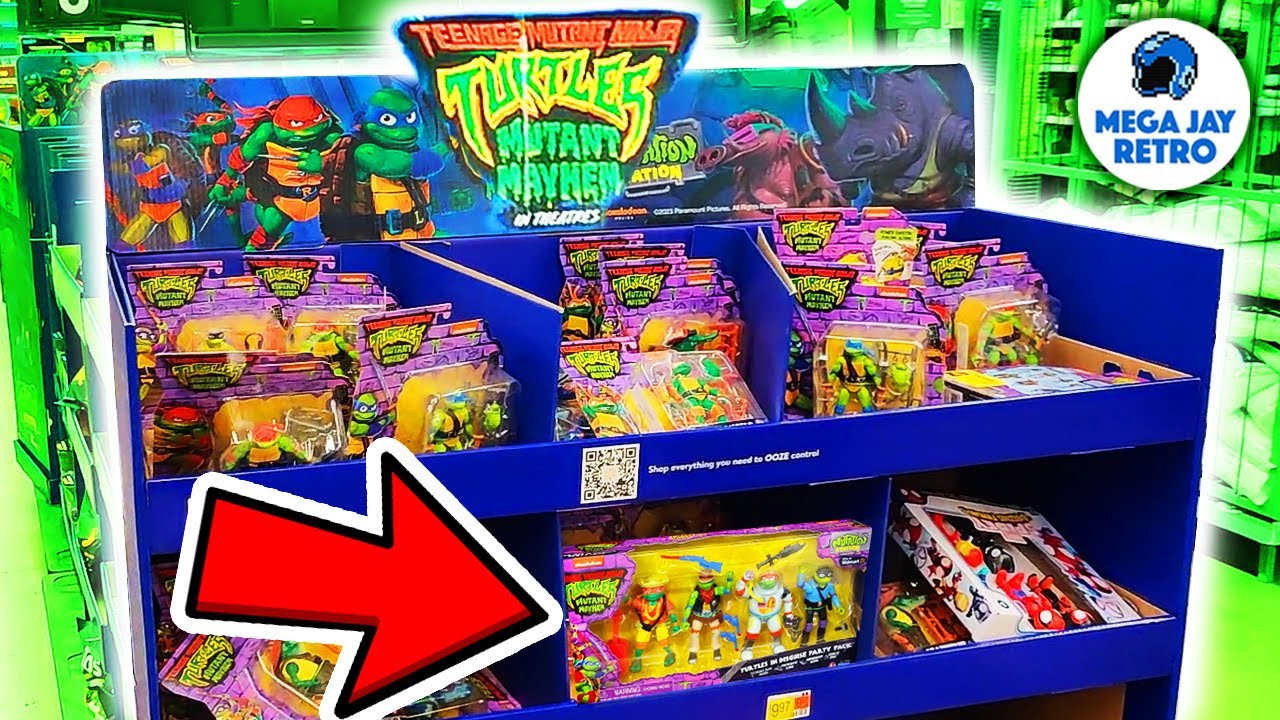 TMNT Mutation Station Mutant Mayhem Display at Walmart - Mega Jay Retro Action Figure Toy Hunt