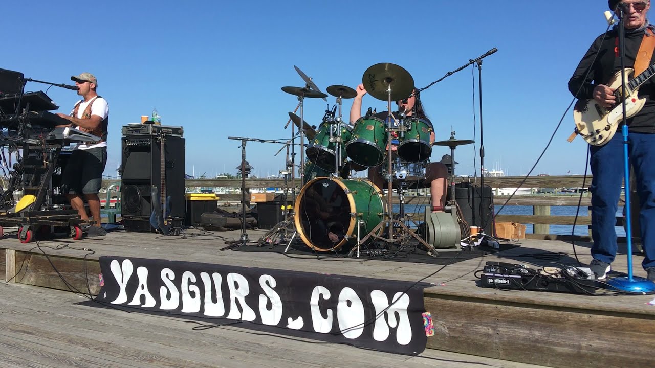 Yasgur's Farm NJ covering Santana's 