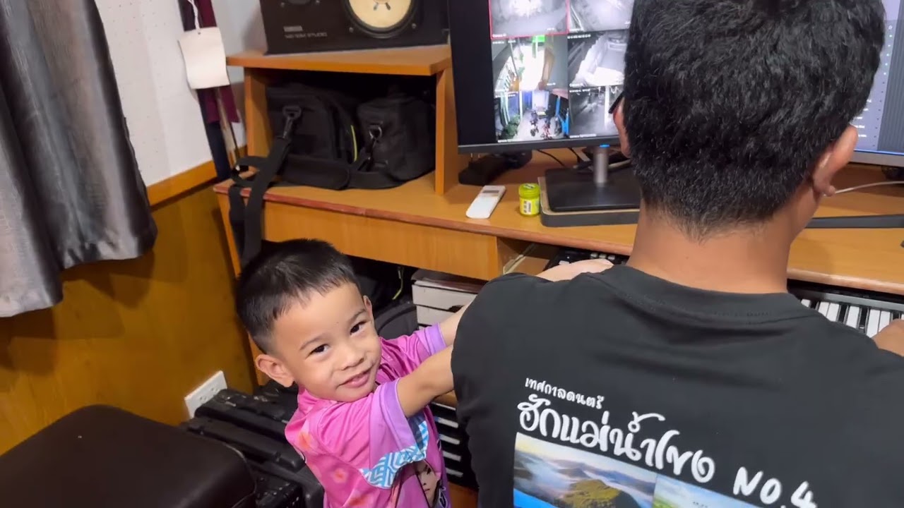 ไหวไม่ใหมธิดาลาวกับเพลงใหม่ป้ายแดง