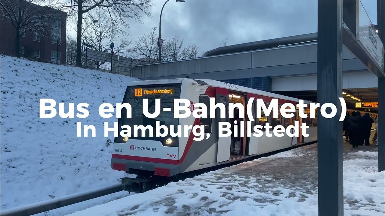 Bus en U-Bahn, in Hamburg, Billstedt met sneeuw