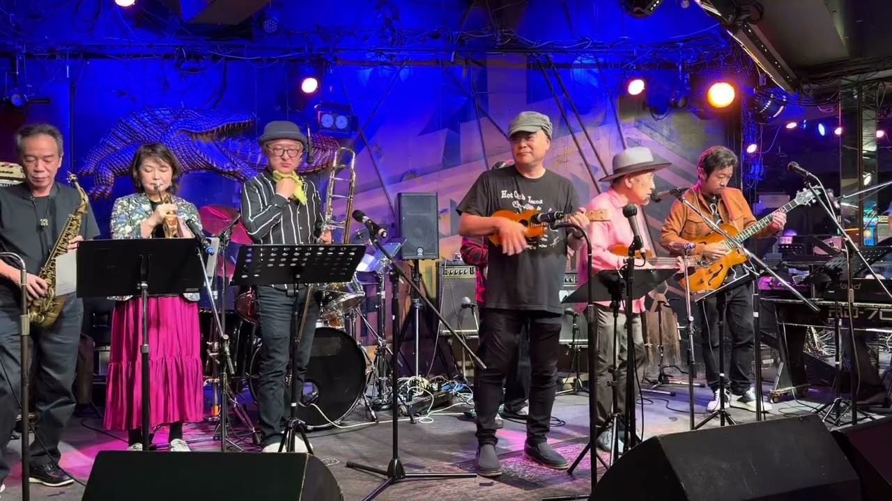 Route8464+Traxbone Rise with Hiroshi Nunokawa & Seb Ukulele at crocodile