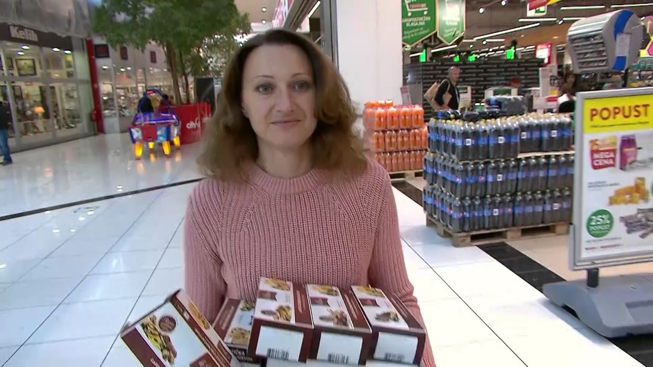 ŠTARTAJ SLOVENIJA: Janja (le Potica) in Davor (Barba sol) v vlogi prodajalcev