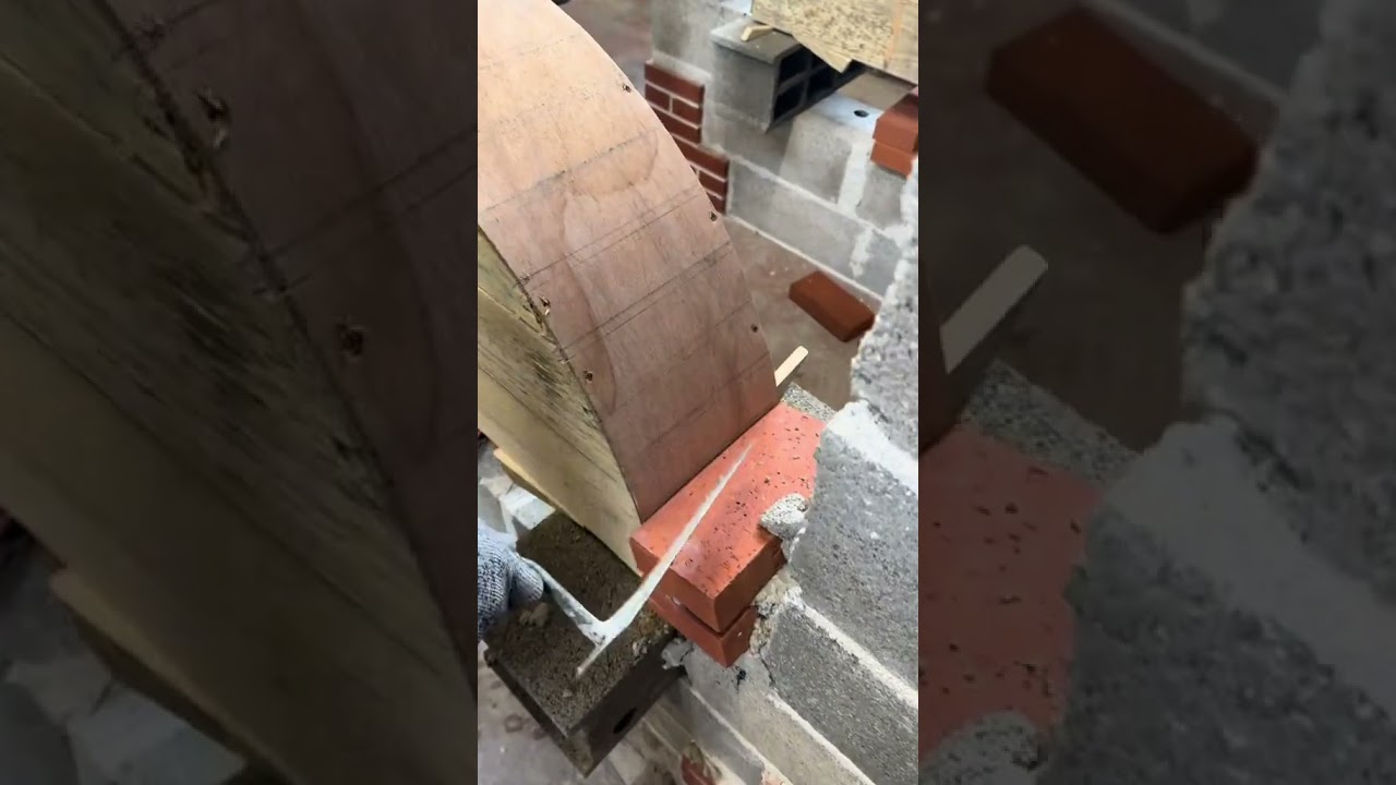 Le montage d&rsquo;une voute en briques