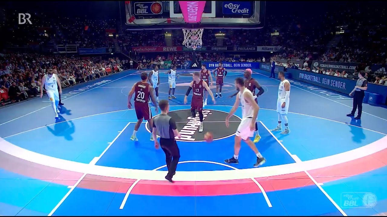 TV-News Report: Season Opening FC Bayern Basketball powered by BMW on ASB GlassFloor
