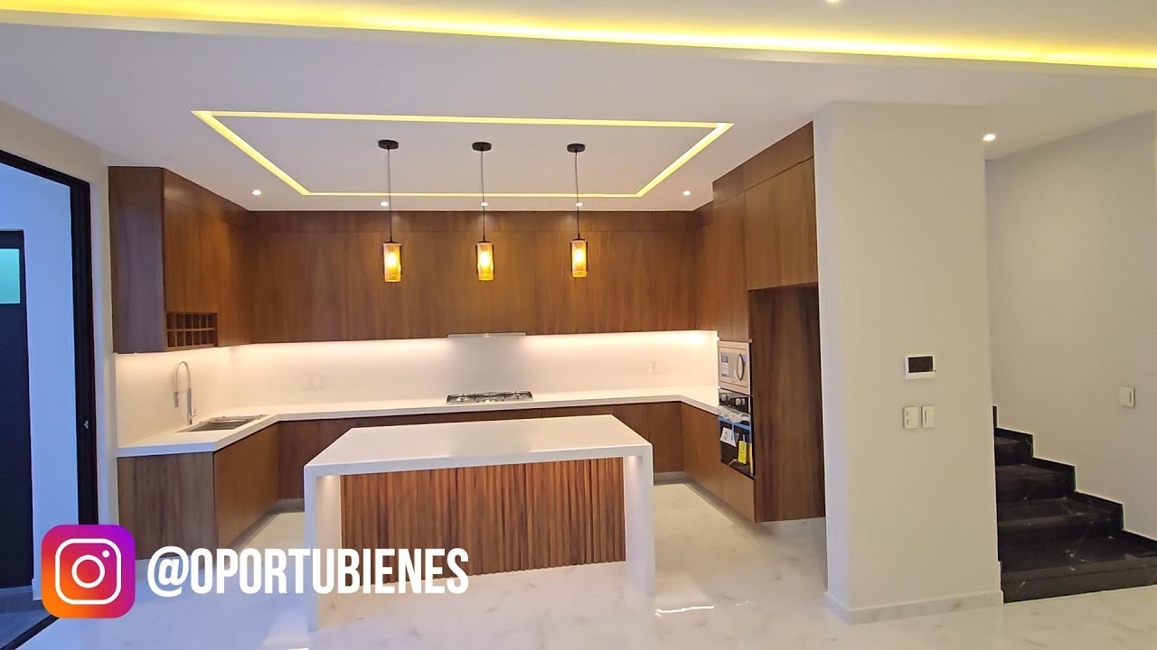 CASA #48 F UBICADA EN LA CIMA DE ZAPOPAN JALISCO. CON 4 HABITACIONES