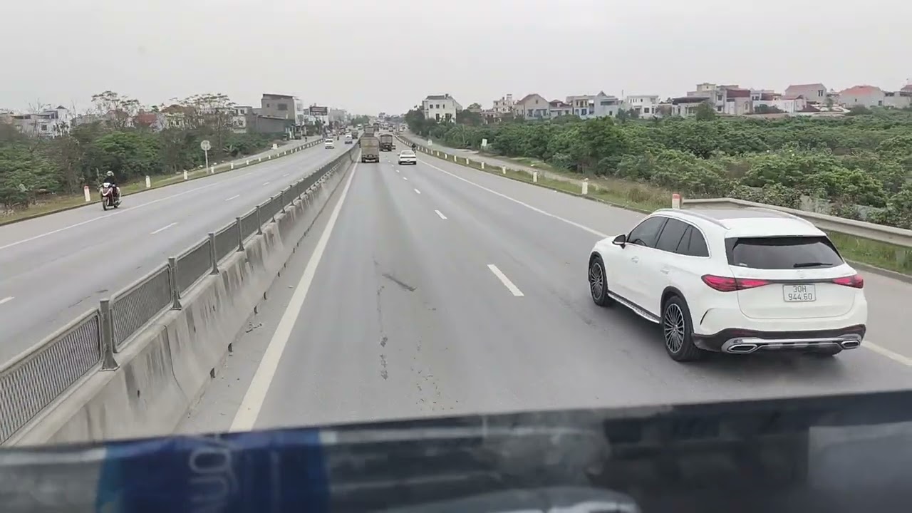 Trên Mọi Nẻo Đường. Cầu 