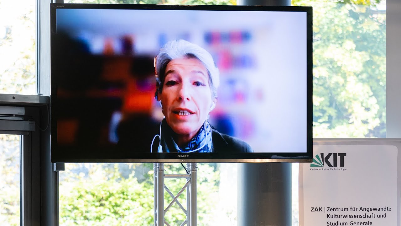 ZAK Talks: KI-Kontrolle und KI-Haftung (Prof. Dr. Christiane Wendehorst)