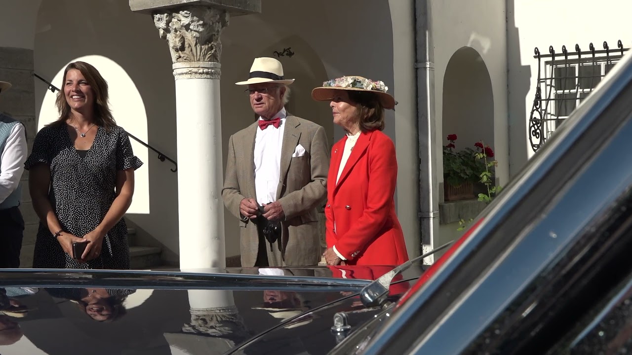 King Carl Gustaf and Queen Silvia of in Kungsrallyt on Öland