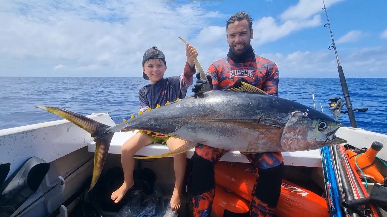 WE FOUND THE YELLOWFIN TUNA AGGREGATION - SPEARFISHING FAR NORTH QUEENSLAND - Episode 7