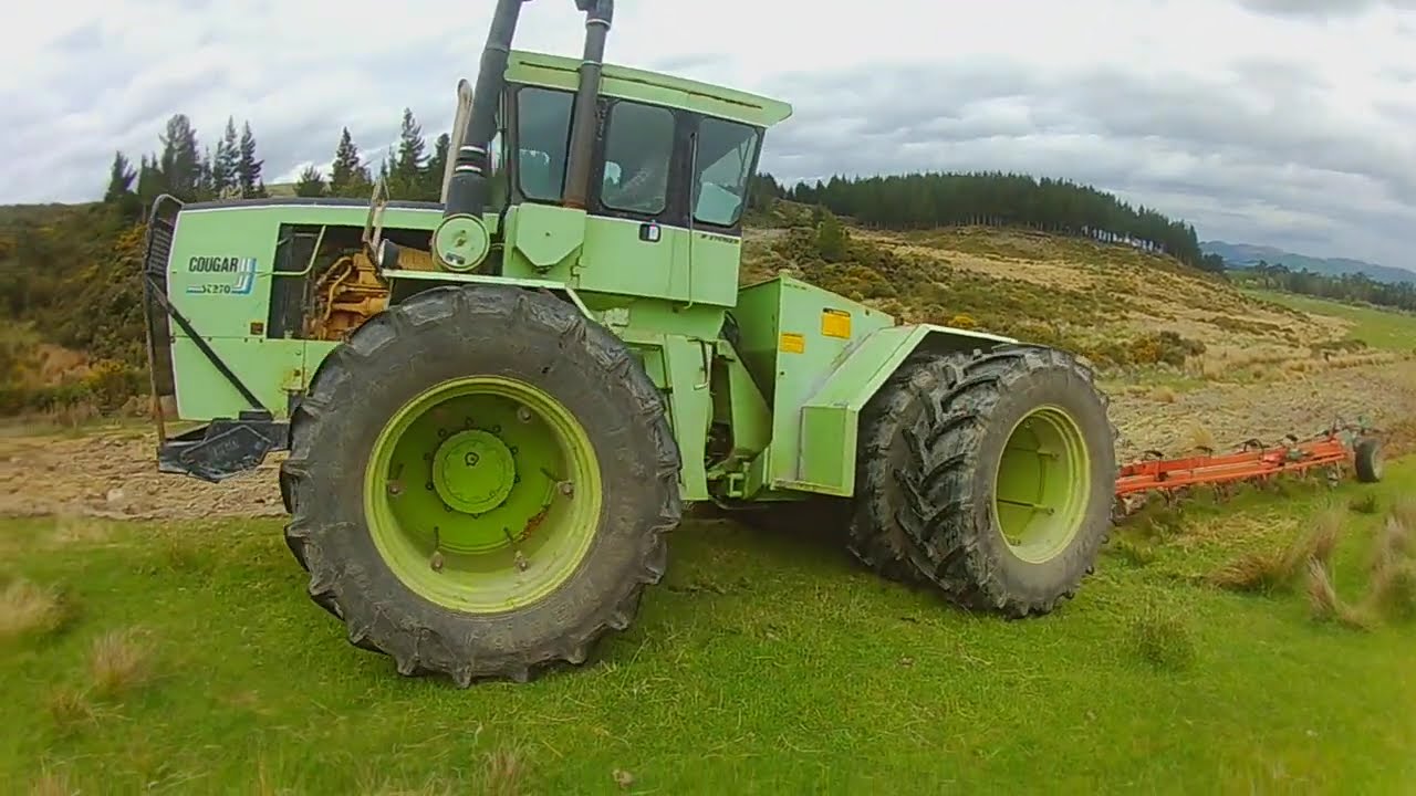 Ploughing in NZ with Steiger Cougar