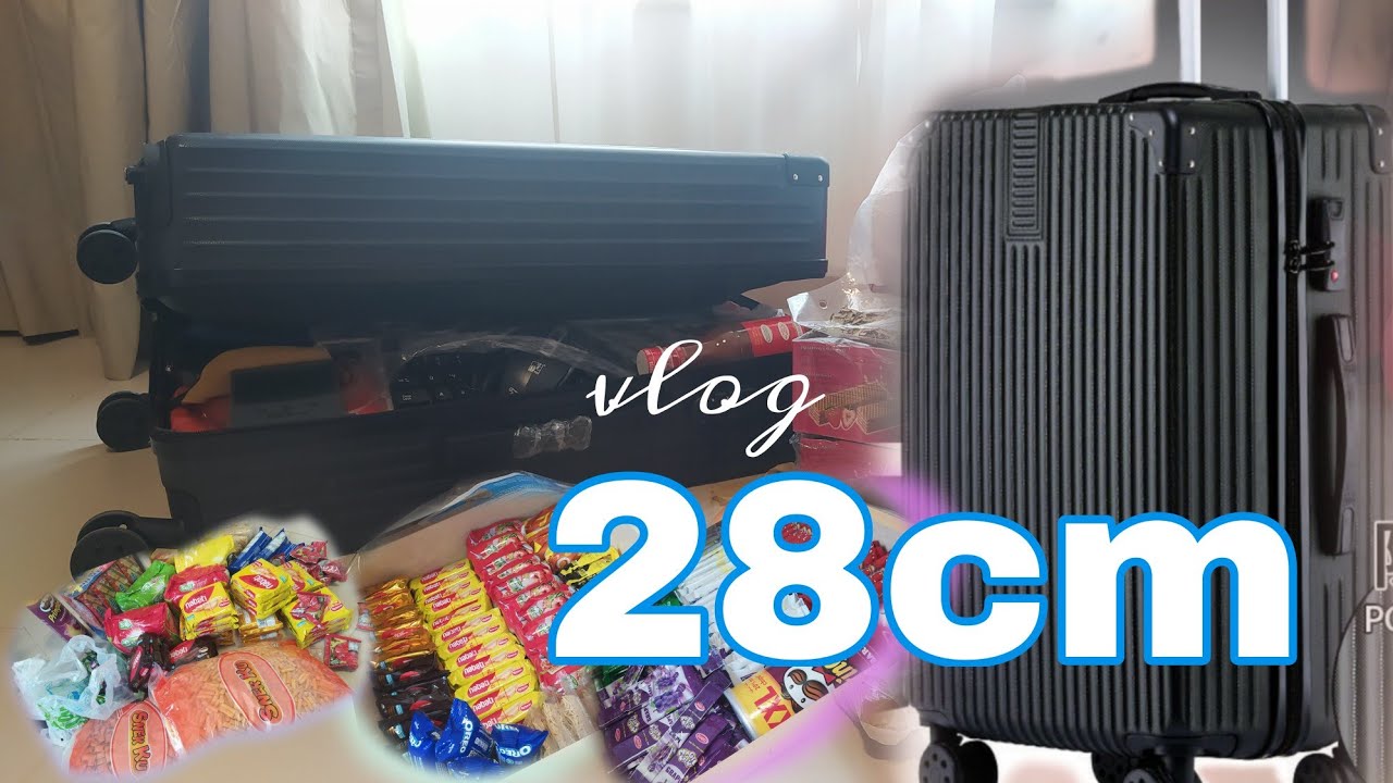 vlog | Unboxing luggage 28cm | many food in the luggage | student life | جامعة الأميرة نورة