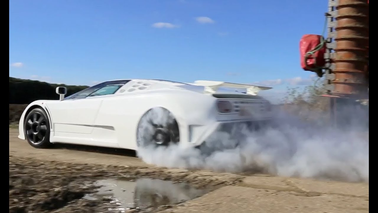 Bugatti EB110 SS Burnout