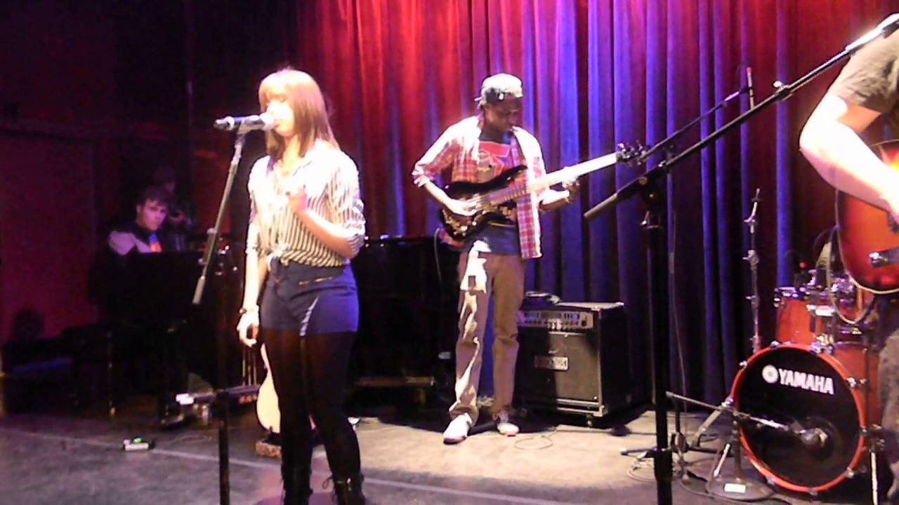 Lay Down - Live at the Red Room - Hillary Paige Lacombe