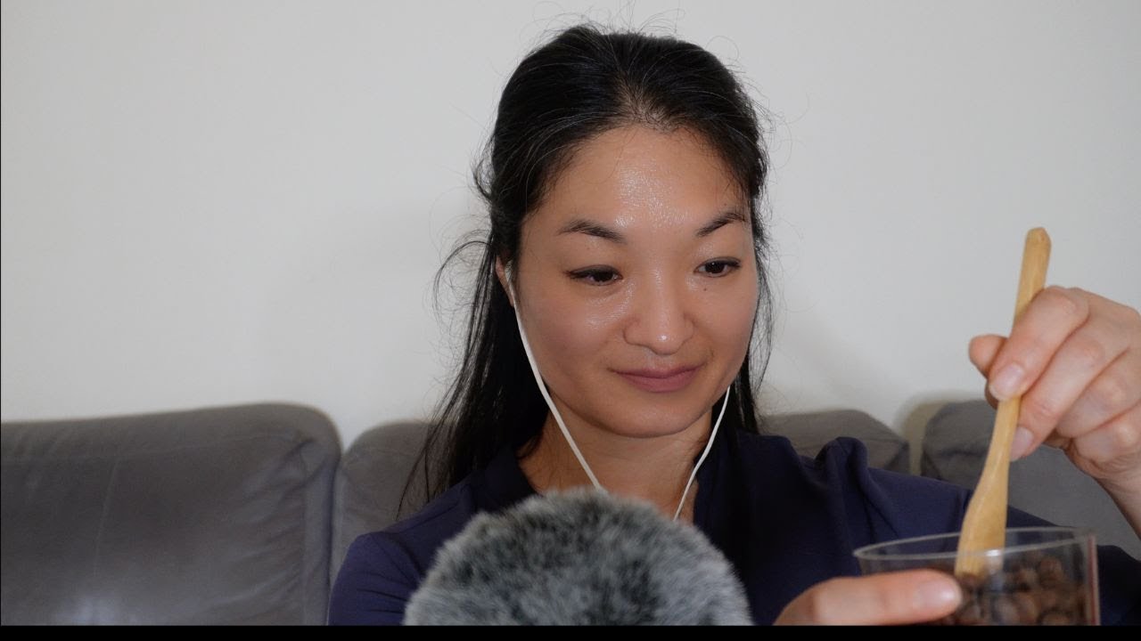 ASMR AUDITIF : j'utilise differents triggers pour te détendre.