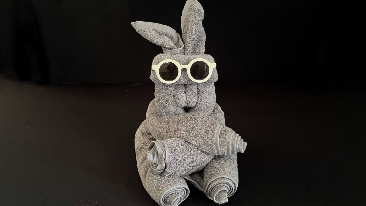 TOWEL FOLDING BUNNY EASY TUTORIAL | TOWEL ANIMAL TOWEL ART