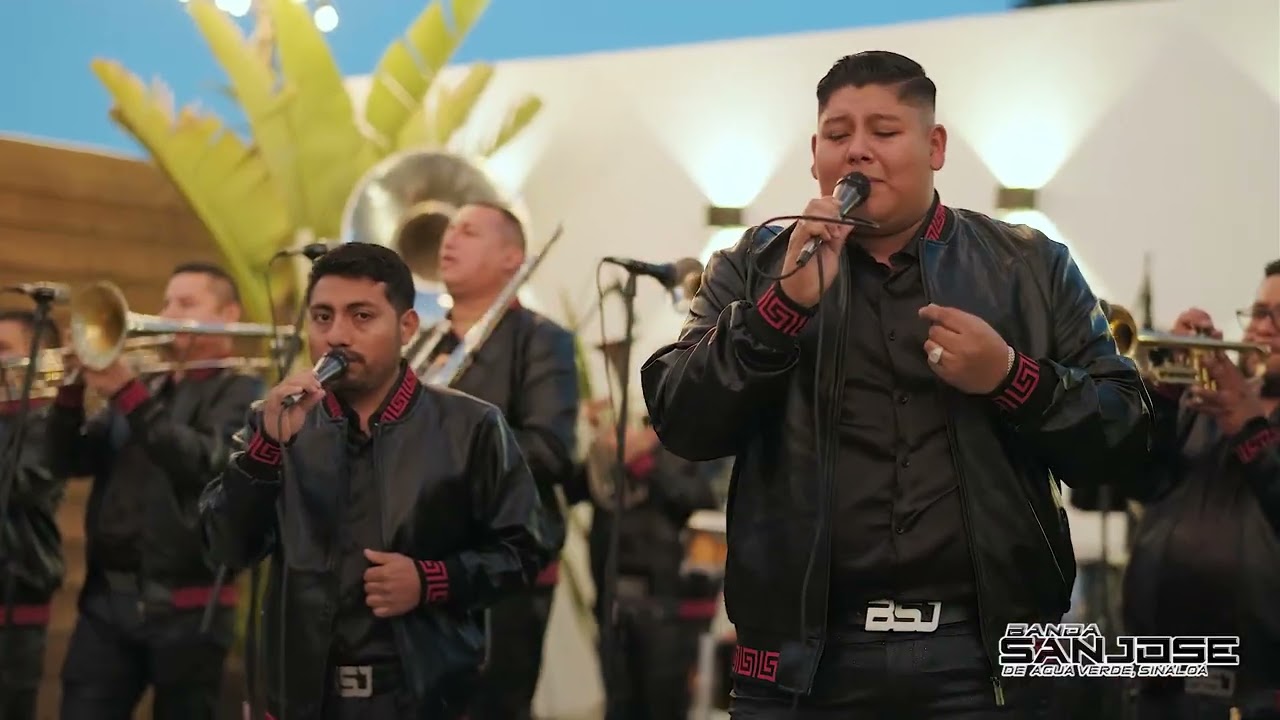 VOY A PINTAR LA RAYA  (en vivo) - Banda San José de Agua verde Sinaloa 