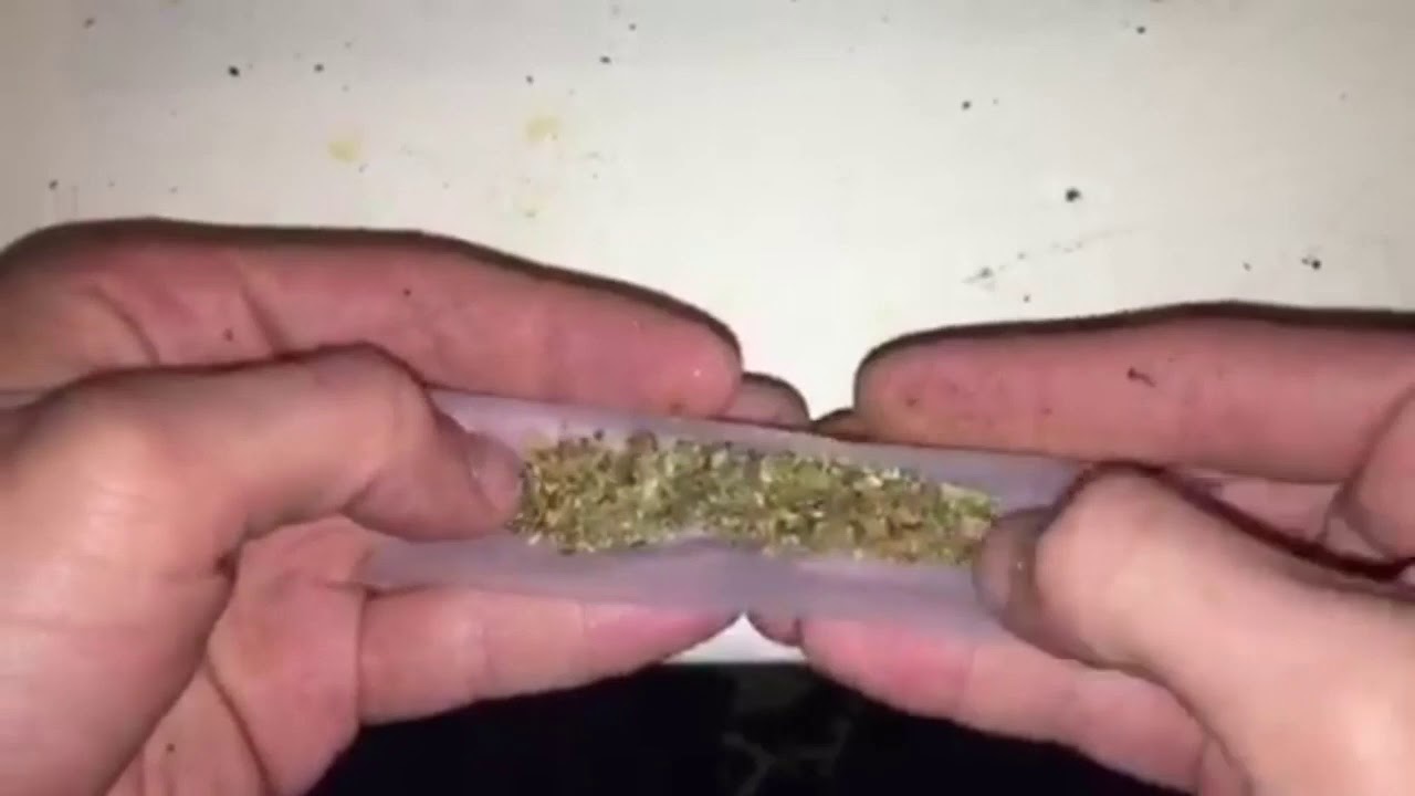 How to roll the perfect weed and charas joint!