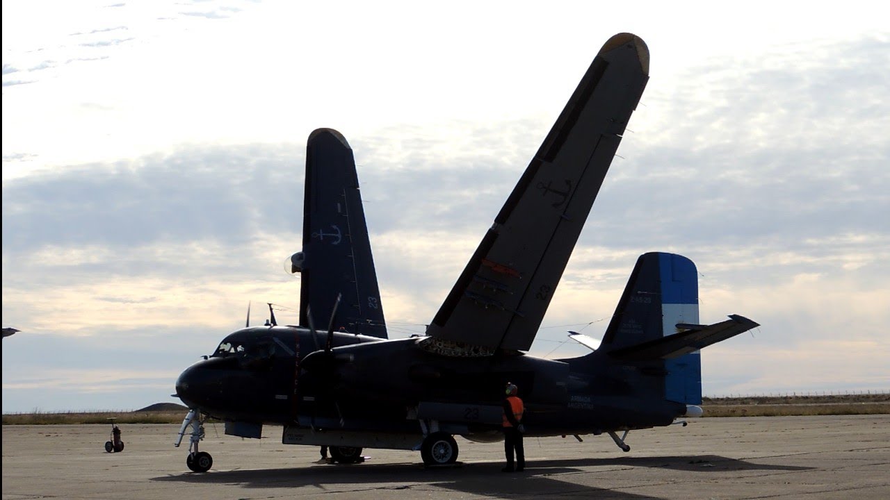 S-2T Turbo Tracker Puesta en marcha, pasadas y aterrizaje en la Base Aeronaval Comandante Espora