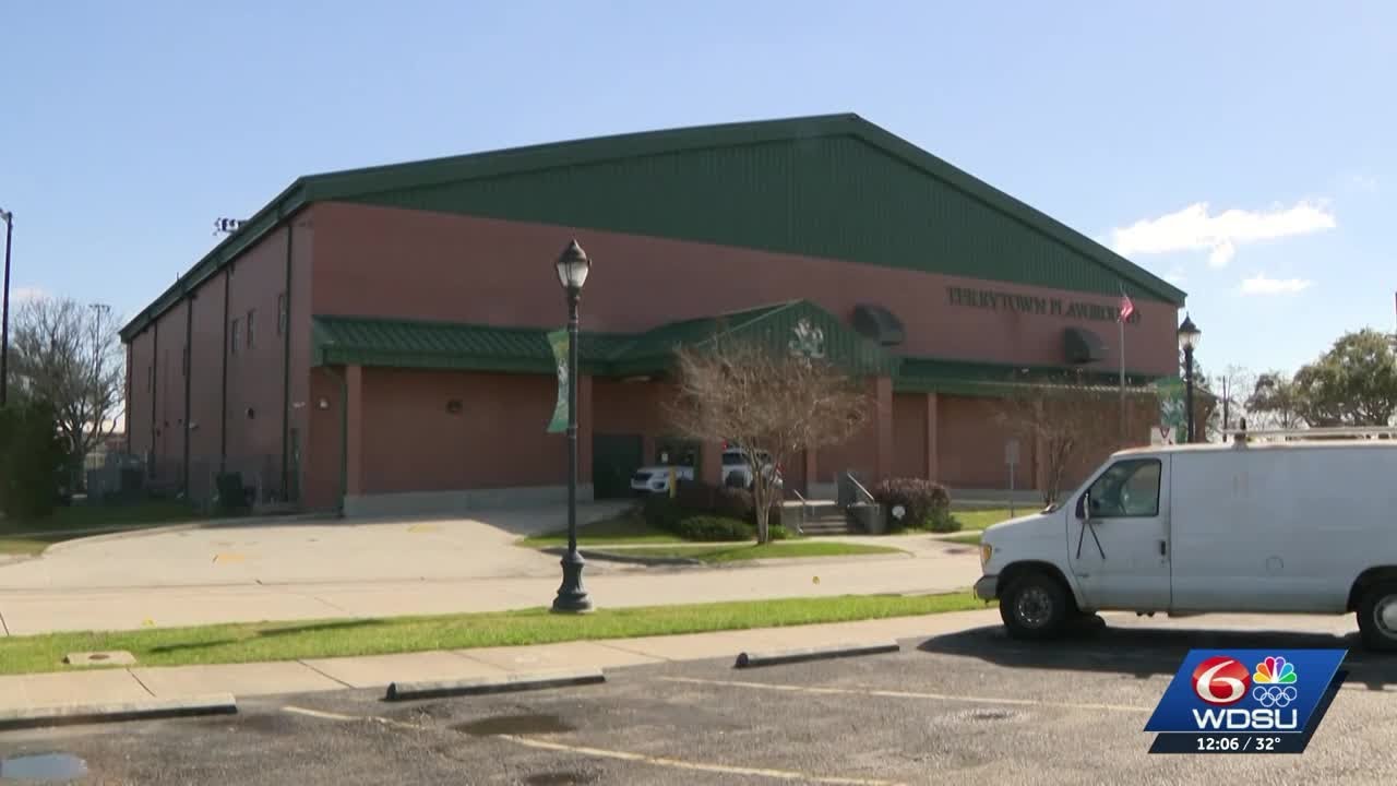 Some warming centers staying open through Tuesday in Louisiana due to bitter cold